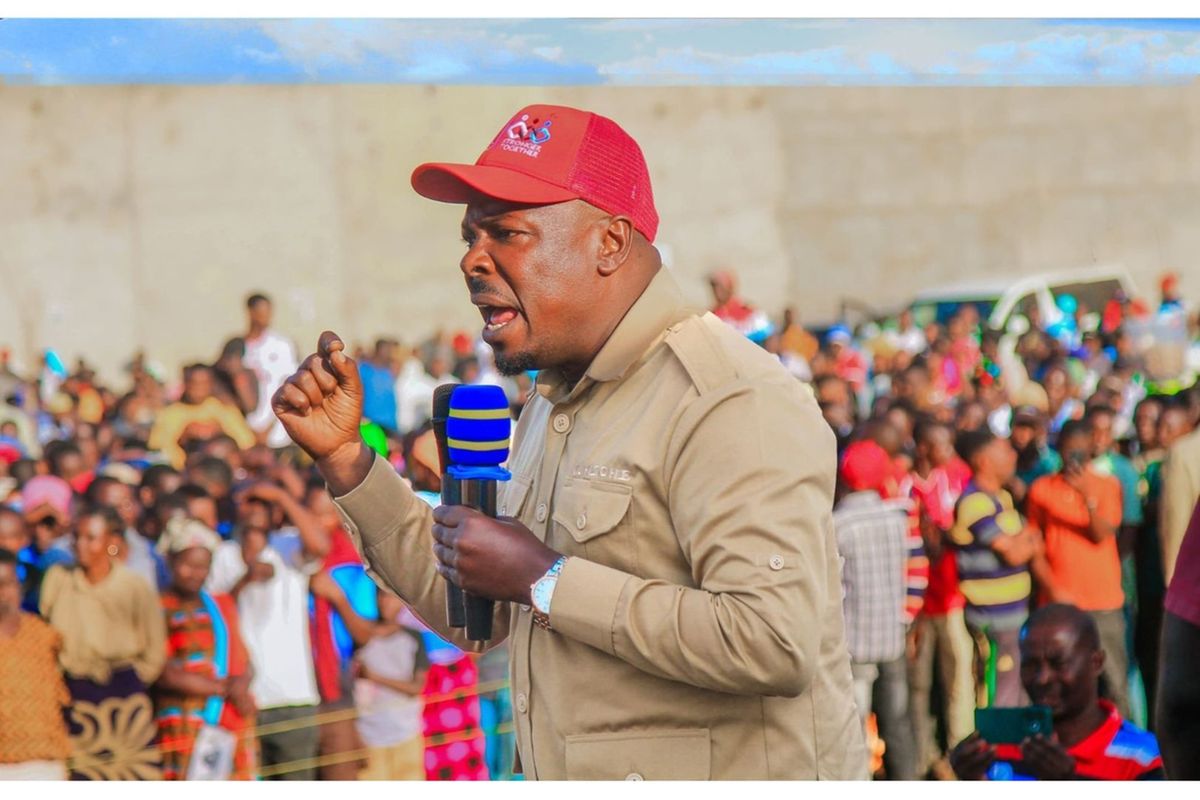 Chadema yadai kushambuliwa na Polisi, Msajili